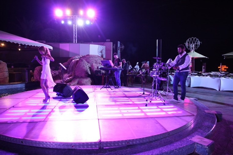 Barbecue Summer Band Nights